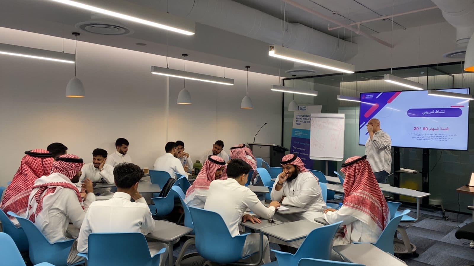 إقامة برنامج تدريبي لمنسوبي شركة الفنار لمدة ثلاث أسابيع